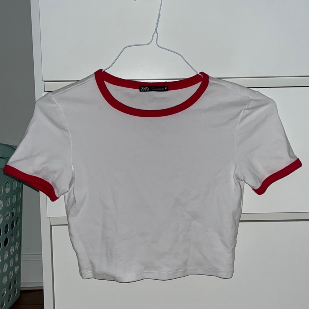 White & red cropped zara tee!!